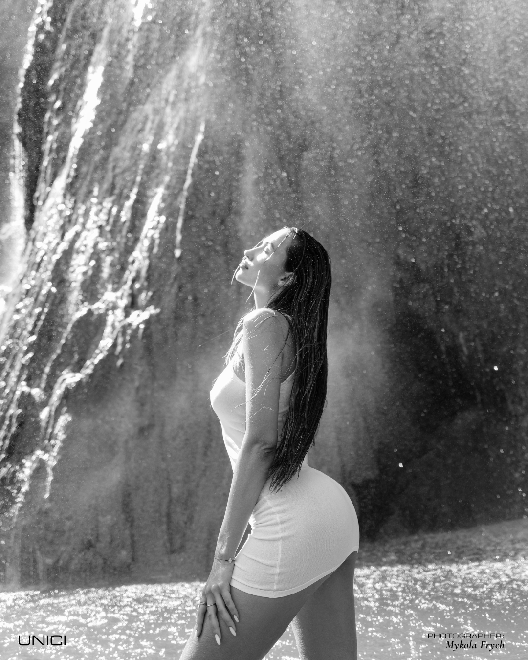 COVER MODEL: VICTORIA CHUROVA