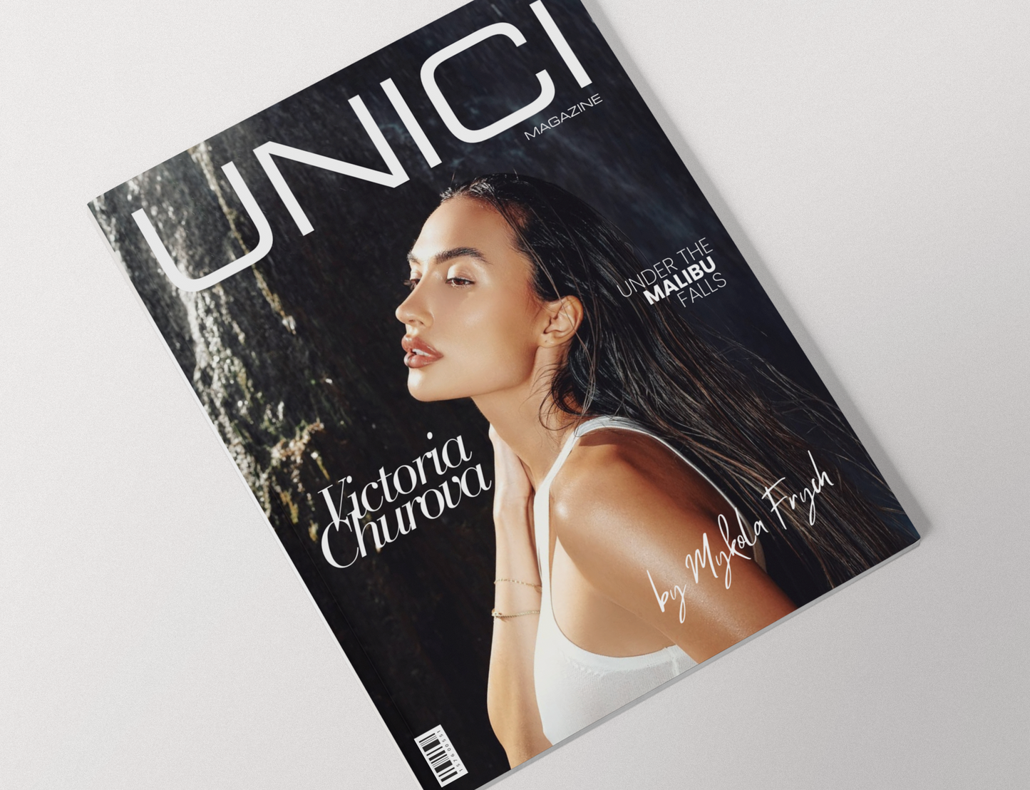 COVER MODEL: VICTORIA CHUROVA